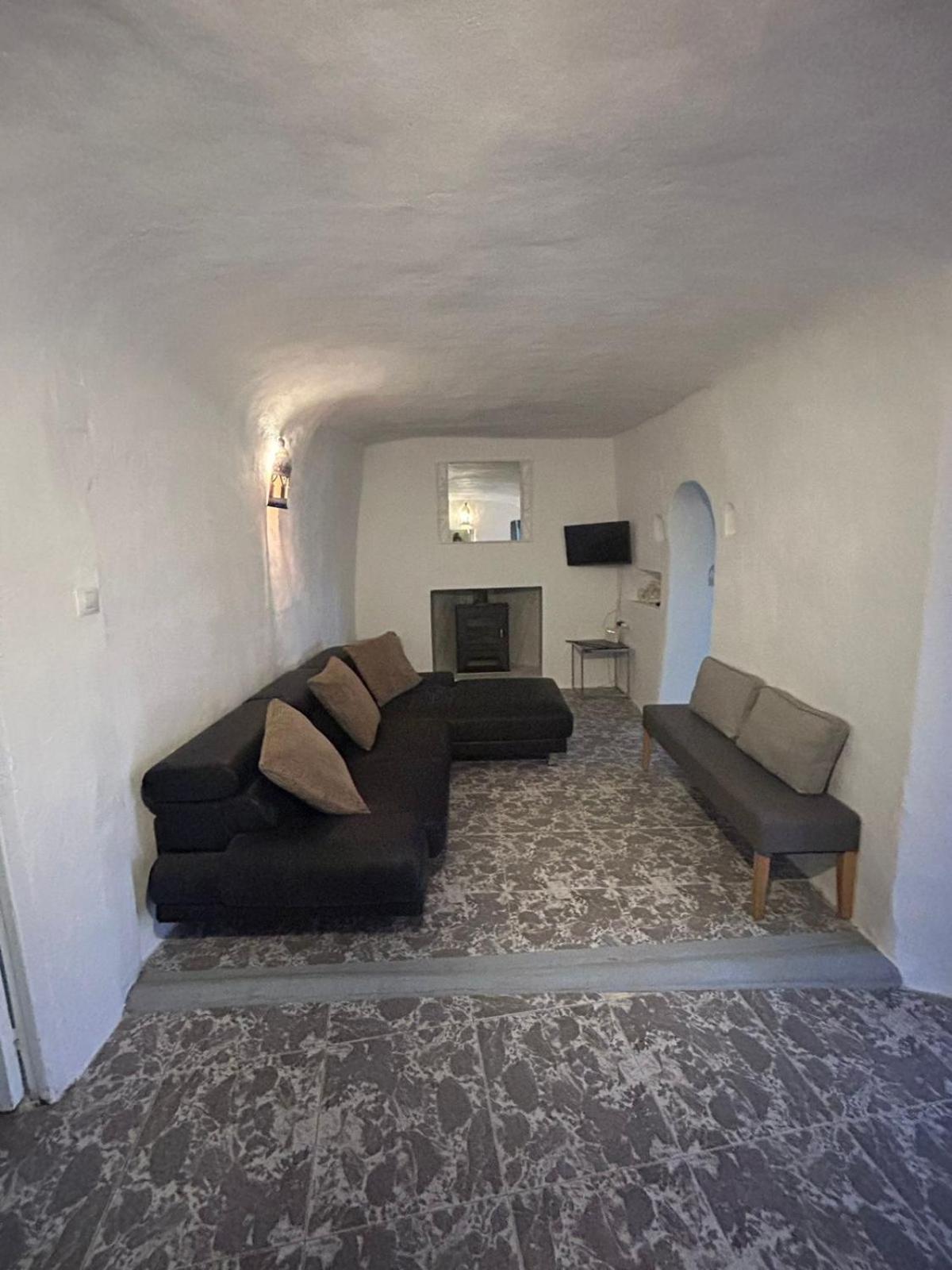 The Crystal Cave Villa Zujar Bagian luar foto