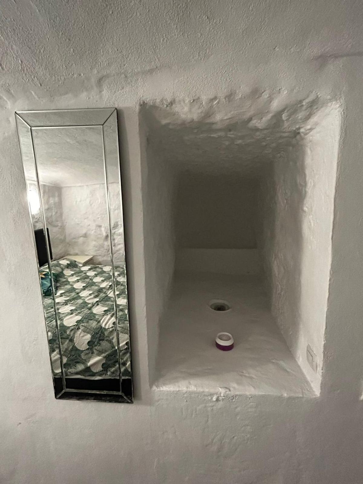 The Crystal Cave Villa Zujar Bagian luar foto