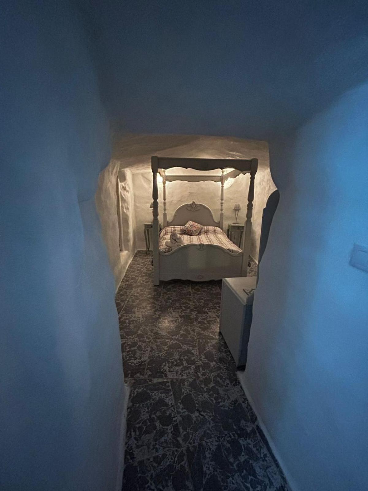 The Crystal Cave Villa Zujar Bagian luar foto