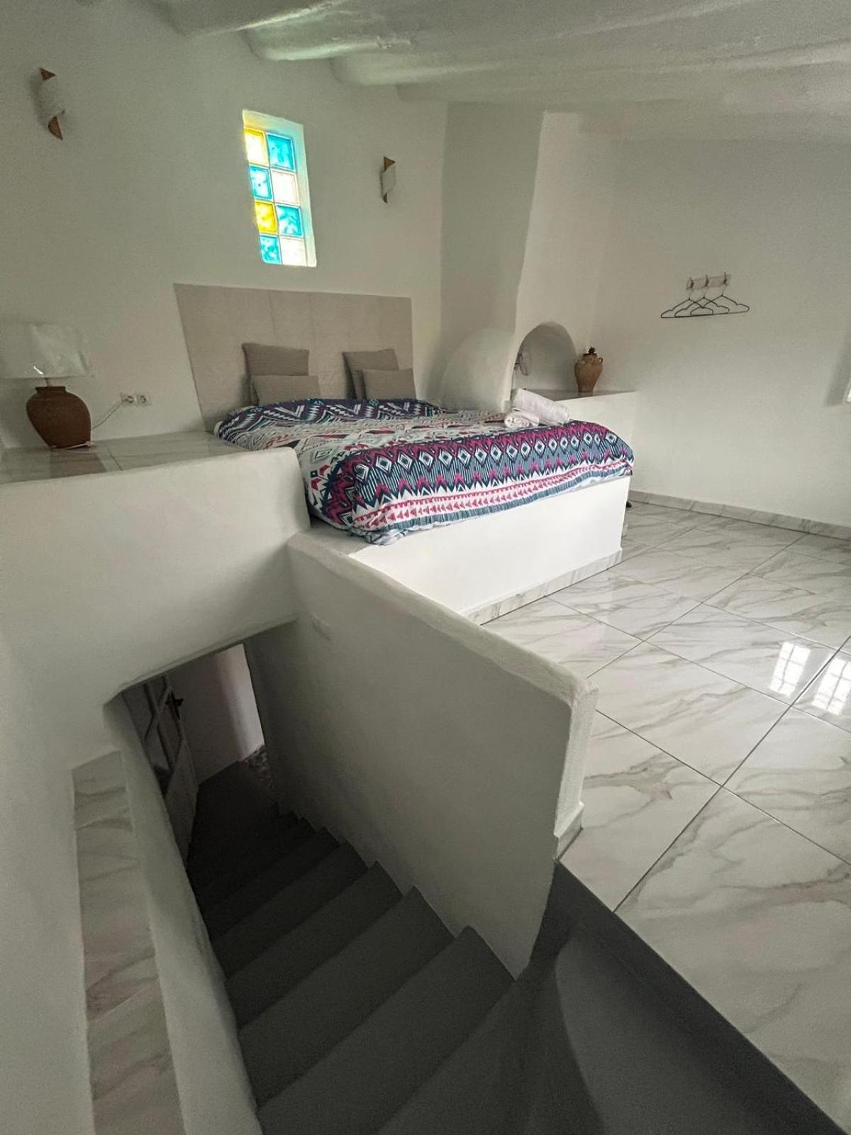 The Crystal Cave Villa Zujar Bagian luar foto